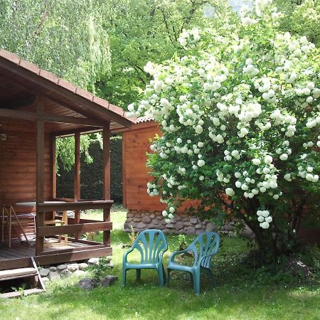 Les Chalets Quazemi A Casteil Exterior foto